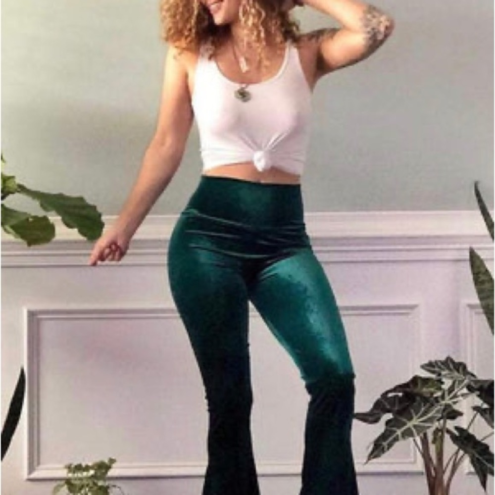 Women's High-Waist Emerald Velvet Flare Pants